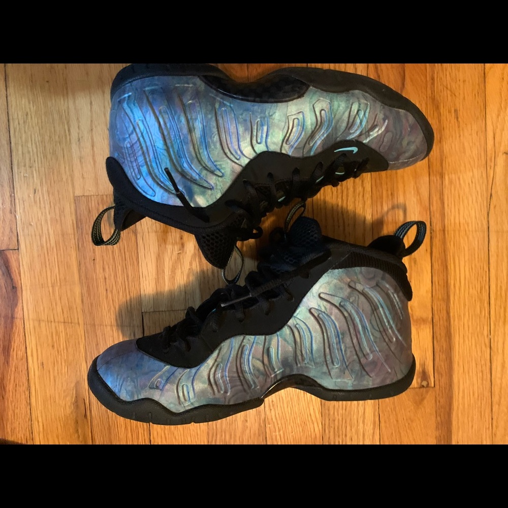 Foam posite abalone